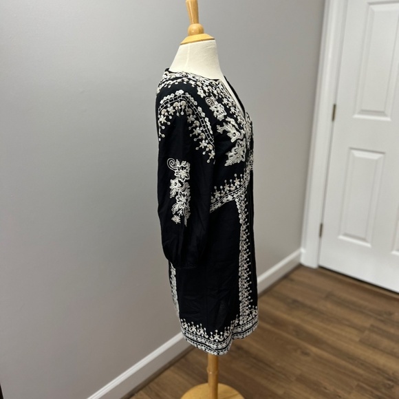 Maeve Anthropologie Shiloh Black White Embroidered Tunic Dress Size 2 - Picture 4 of 13